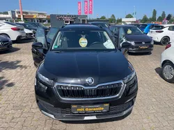 Schwarz Gebraucht 2020 Skoda Kamiq Ambition SUV | 17.399 € (Guter Preis)