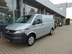 Reflexsilber metallic (metallic) Gebraucht 2022 VW T6.1 Van | 27.800 € (Superpreis)