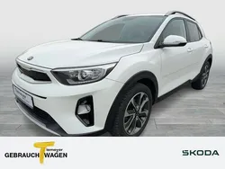 Weiß Gebraucht 2018 Kia Stonic Vision SUV | 10.260 € (Guter Preis)