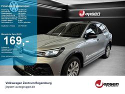 Oyster silver metallic Gebraucht 2024 VW Tiguan R-line SUV | 44.770 € (Fairer Preis)