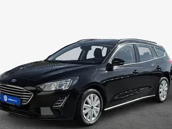 Schwarz Gebraucht 2021 Ford Focus Trend Kombi | 15.480 € (Superpreis)