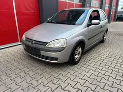 Grau Gebraucht 2000 Opel Corsa Kleinwagen | 1.050 € (Fairer Preis)