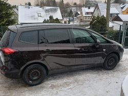 Braun Gebraucht 2013 Opel Zafira Tourer Van / Kleinbus | 4.999 € (Fairer Preis)