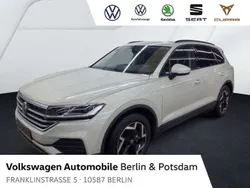 Sechura beige metallic Gebraucht 2024 VW Touareg Basis SUV | 54.933 € (Guter Preis)