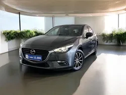Matrixgrau metallic Gebraucht 2017 Mazda 3 Exclusive-Line Limousine | 14.750 € (Fairer Preis)