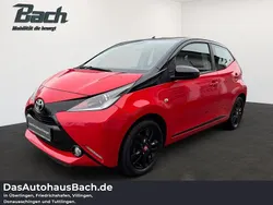 Rot / dach schwarz Gebraucht 2017 Toyota Aygo Style Kleinwagen | 8.840 € (Fairer Preis)