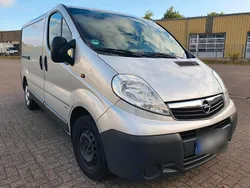 Silber Gebraucht 2011 Opel Vivaro Van | 4.950 € (Fairer Preis)