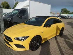 Blau Gebraucht 2021 Mercedes CLA250e Shooting Brake AMG Kombi | 27.160 € (Superpreis)