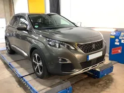 Grau Gebraucht 2017 Peugeot 3008 Allure SUV | 17.990 € (Fairer Preis)