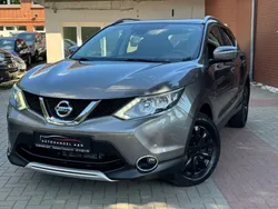 Grau Gebraucht 2015 Nissan Qashqai 360º SUV | 13.999 € (Etwas zu teuer)
