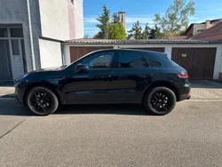 Schwarz Gebraucht 2018 Porsche Macan SUV | 37.800 € (Etwas zu teuer)