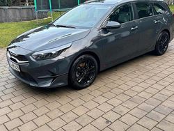 Grau Gebraucht 2024 Kia Ceed Sportswagon Kombi | 23.250 € (Fairer Preis)