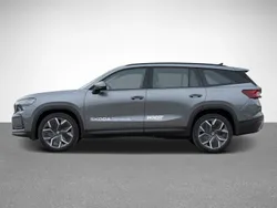 Graphitegrau metallic Gebraucht 2025 Skoda Kodiaq Selection SUV | 60.610 €