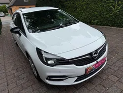 Weiß Gebraucht 2022 Opel Astra Business Kombi | 11.980 € (Guter Preis)