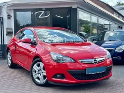 Lava rot Gebraucht 2017 Opel Astra GTC Coupé | 10.490 € (Etwas zu teuer)