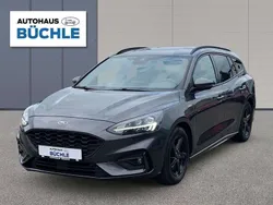 Magneticgrau (metallic) Gebraucht 2019 Ford Focus ST-Line Kombi | 20.888 € (Etwas zu teuer)