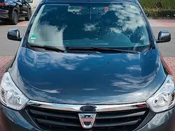 Grau Gebraucht 2016 Dacia Lodgy Van / Kleinbus | 7.950 € (Fairer Preis)