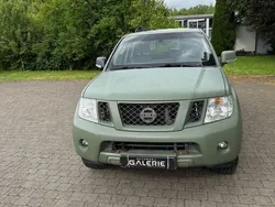 Schwarz Gebraucht 2014 Nissan Pathfinder XE SUV | 22.890 € (Teuer)