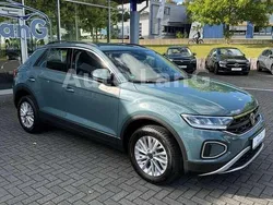 Blau Gebraucht 2022 VW T-Roc Life SUV | 23.790 € (Guter Preis)