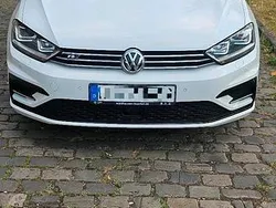 Weiß Gebraucht 2016 VW Golf Sportsvan R-line Van / Kleinbus | 16.500 € (Teuer)