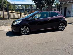 Violet Gebraucht 2013 Peugeot 208 Kleinwagen | 3.699 € (Fairer Preis)