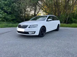 Weiß Gebraucht 2014 Skoda Octavia Ambition Kombi | 7.900 € (Fairer Preis)
