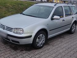 Grau Gebraucht 2003 VW Golf IV Kombi | 1.000 € (Superpreis)