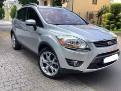 Silber Gebraucht 2010 Ford Kuga Titanium SUV | 7.950 € (Fairer Preis)