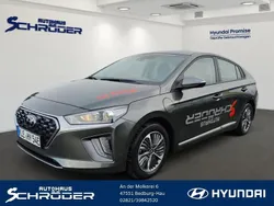 Amazon grey / met Gebraucht 2022 Hyundai Ioniq Trend Limousine | 25.290 €