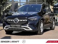Schwarz Gebraucht 2024 Mercedes GLA200 SUV | 34.890 €