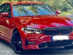 Rot Gebraucht 2020 BMW 320 Sport Line Limousine | 29.500 € (Etwas zu teuer)