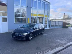Schwarz Gebraucht 2024 VW Golf VIII Move Kombi | 24.514 € (Fairer Preis)