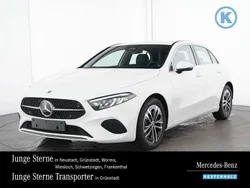 Unilack polarweiß Gebraucht 2024 Mercedes A180 Progressive Limousine | 30.990 € (Fairer Preis)