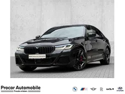 Schwarz Gebraucht 2022 BMW 545e M Sport Limousine | 49.880 € (Fairer Preis)
