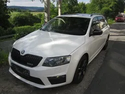 Weiß Gebraucht 2016 Skoda Octavia RS Kombi | 12.250 € (Superpreis)