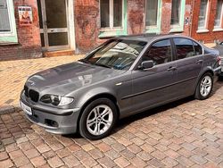 Grau Gebraucht 2004 BMW 316 Limousine | 3.000 € (Fairer Preis)
