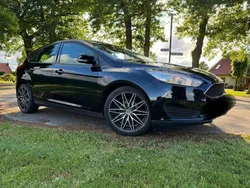 Schwarz Gebraucht 2016 Ford Focus Limousine | 4.800 € (Superpreis)
