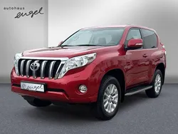 Navachorot mica metallic Gebraucht 2016 Toyota Land Cruiser Executive SUV | 47.989 € (Teuer)