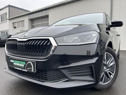 Schwarz Gebraucht 2022 Skoda Fabia Ambition Limousine | 15.860 € (Fairer Preis)