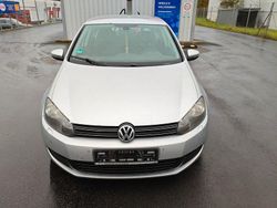 Silber Gebraucht 2011 VW Golf VI Comfortline Kleinwagen | 4.400 € (Fairer Preis)