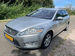 Grau Gebraucht 2010 Ford Mondeo Ghia Kombi | 2.450 € (Fairer Preis)