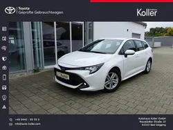 Weiß Gebraucht 2023 Toyota Corolla Business Edition Limousine | 22.500 € (Fairer Preis)