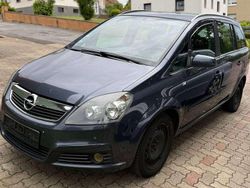 Blau Gebraucht 2007 Opel Zafira Edition Van / Kleinbus | 2.200 € (Fairer Preis)