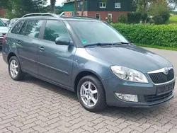 Grau Gebraucht 2010 Skoda Fabia Ambiente Kombi | 2.799 € (Guter Preis)