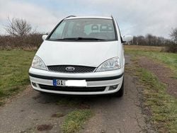 Weiß Gebraucht 2005 Ford Galaxy Trend Van / Kleinbus | 2.800 € (Etwas zu teuer)