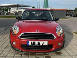 Rot Gebraucht 2012 Mini ONE Kleinwagen | 8.200 €