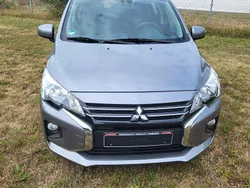 Grau Gebraucht 2022 Mitsubishi Space Star Select Kleinwagen | 9.690 € (Guter Preis)
