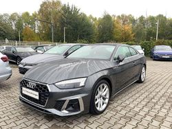Grau Gebraucht 2022 Audi A5 S-Line Coupé | 37.590 € (Fairer Preis)