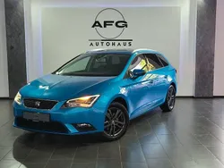 Blau Gebraucht 2014 Seat Leon ST Style Kombi | 11.995 € (Guter Preis)