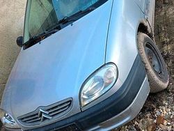 Silber Gebraucht 2003 Citroën Saxo Kleinwagen | 300 € (Superpreis)